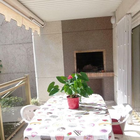 100M2 Big Apartment Private Garden And Pool/ 100M2 Gran Apartamento Jardin Privado Y Piscina / Acogedor Apartamento En Zona Tranquila Y Agradable Cambrils Luaran gambar
