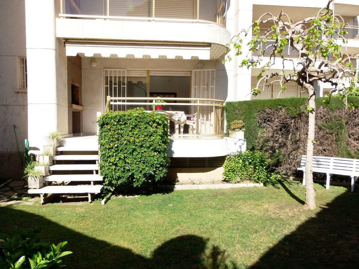 100M2 Big Apartment Private Garden And Pool/ 100M2 Gran Apartamento Jardin Privado Y Piscina / Acogedor Apartamento En Zona Tranquila Y Agradable Cambrils Luaran gambar
